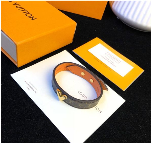 

luxury style genuine leather bracelets with gold v design for 2flower pattern bracelet 12with brand logo new jewelry length 23cm 001, Golden;silver