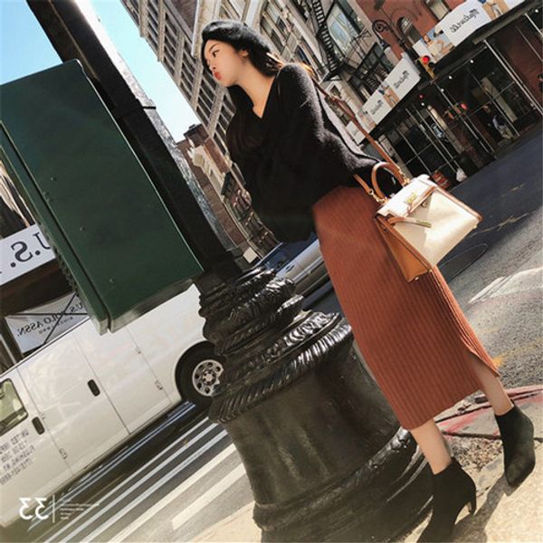 

casual two piece set suits pullover knitted v neck sweater and knitted mid long skirt women 2020 spring s9d8450m, White
