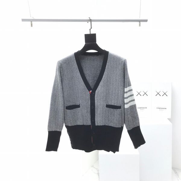 

2019 women sweaters v-neck cardigan striped autumn knitting blouses sweater female loog sleeve luxury sweater pull femme plus size s-l, White;black