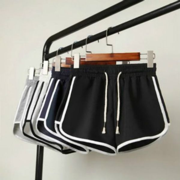 

womens deigner summer sportsshorts women three-point running pants loose casual ultra shorts pants outside beach pants 2020 new sel, White;black