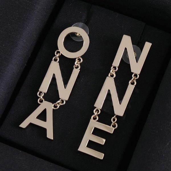 

fashion brand high version letter designer earrings for lady design women party wedding lovers gift luxury jewelry with box