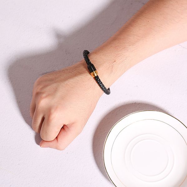 

europe and the united states tide men's bracelet titanium steel leather bracelet fashion black gold magnet buckle vb958, Golden;silver