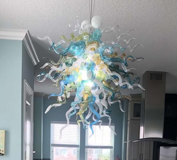 Sala da pranzo decorativa artistica Lampade soffiate a mano Lampadario Sorgente luminosa a LED Lampadari a fiori in vetro multicolore Illuminazione