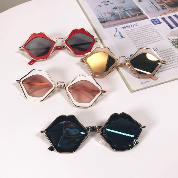 

kids lips sunglasses children lips frame sun glasses baby travel goggle eyeglasses fashion cut irregular sunglasses gga2205, Blue