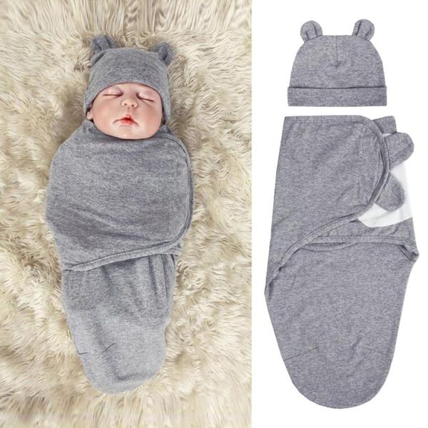 

2pcs/set 0-3m cocoon-type neonatal swaddling sleeping bag soft envelope embracing quilt baby cotton swaddling towel + cap