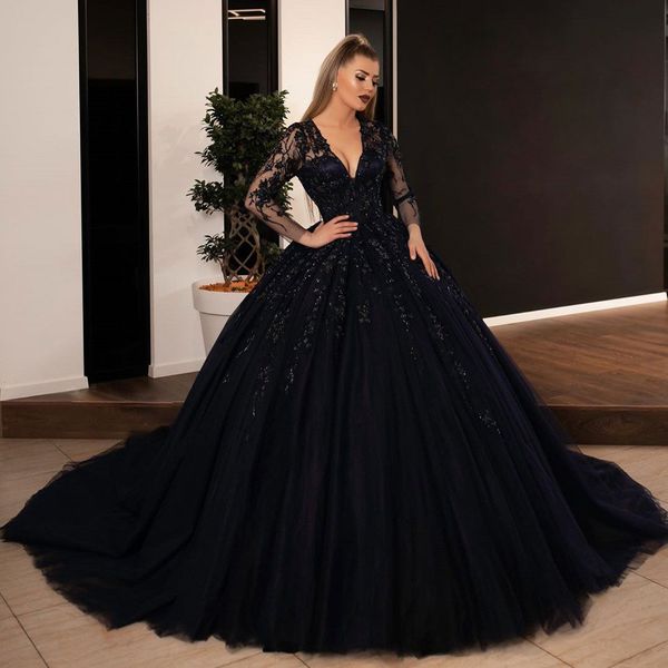 Splendido abito da ballo in pizzo nero Abiti da sposa Sheer Scollo profondo Abiti da sposa con perline con maniche lunghe Plus Size Tulle Vestidos De Novia