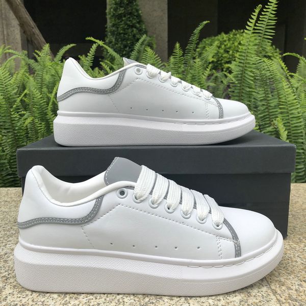 

Luxury de igner velvet black white reflective gradual blue red platform ca ual hoe golden white navy grey lace up party de igner neaker