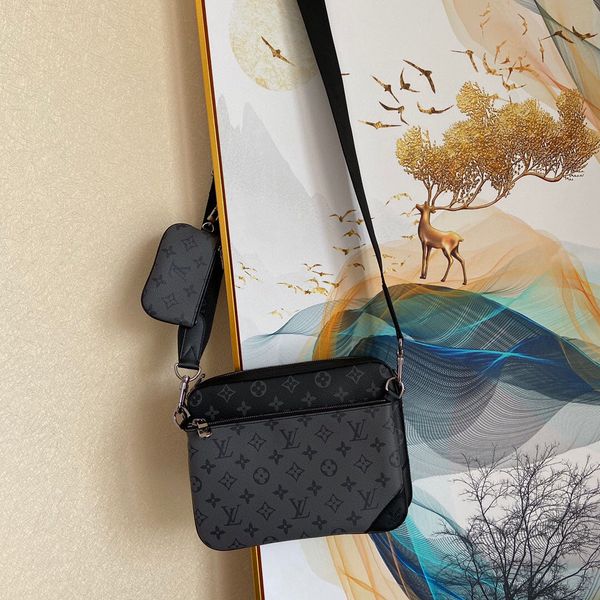 

classic men's handbag 7a high-end custom quality handbag fashion business casual style metal accessories with long shoulder strap