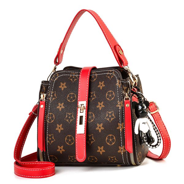 

ladies fashion shoulder bag designer handbag luxury pu shoulder bags ladies messenger bag tassel crossbody bag newset