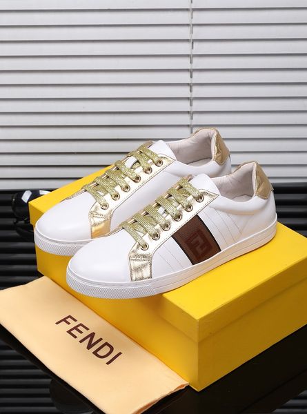 

fast delivery high-end luxury men's casual sports hiking shoes triple fashion design brand comfortable platform men's shoes size, Black