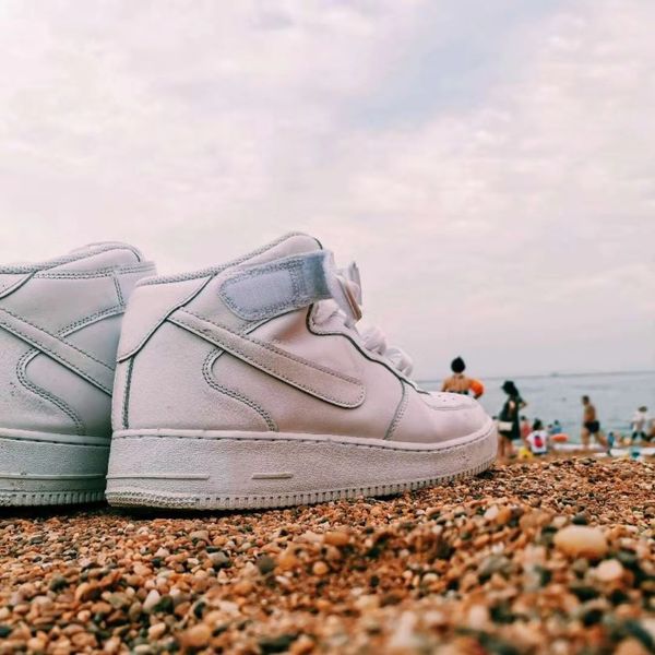 

2019 hot brand силы 1 af1 07 lv8 полезность середина 07 высокий низкий черный белый женщины мужчины дизайнерская обувь skateboad trainer пов