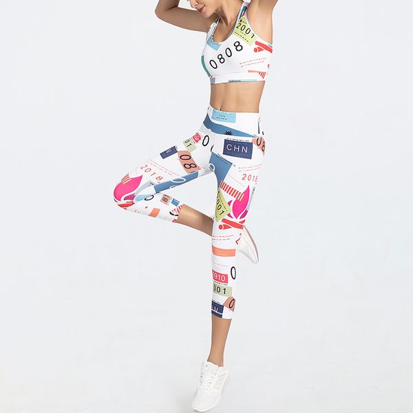 

gxqil new 2020 women sportswear print workout yoga set push up gym clothing sports woman set professional 3/4 legging sport kit