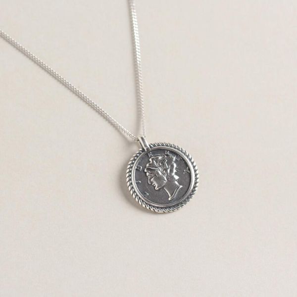 

hrina classic style letter 'liberty' 925 sterling sliver round coin pendant necklace with extended chains for jewelry, Silver