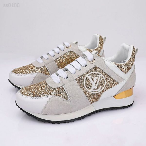 

2020 trend autumn and winter european station low-end temperament wild comfortable men's shoes factory direct sales size 39-45cm, Black