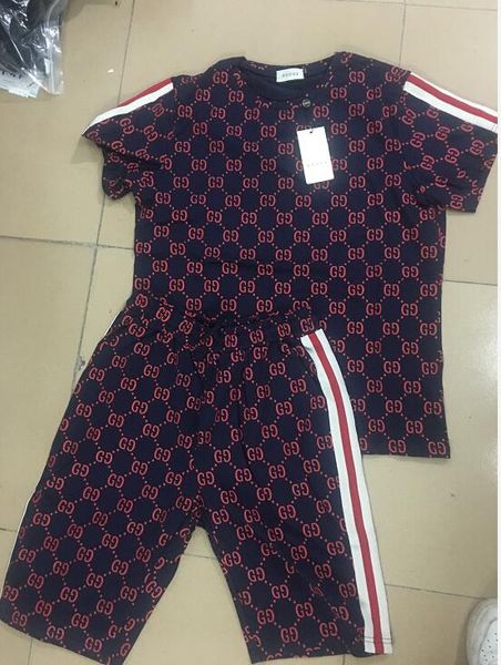 

2019 brand weat hirt luxury de igner men running track uit men hort leeve t hirt pant fa hion medu a gg jogging weat track uit