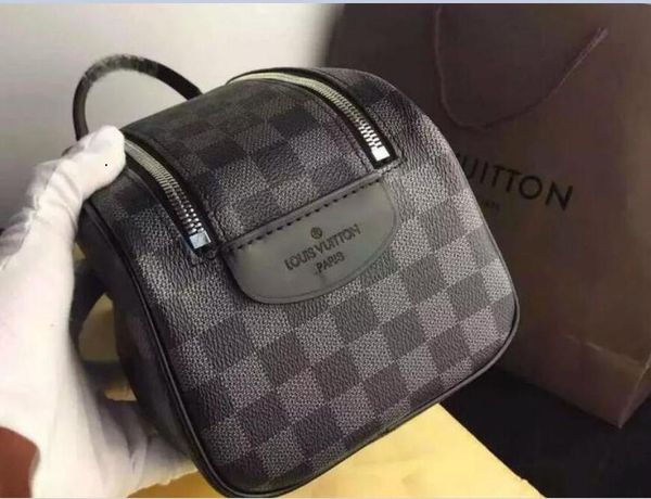 

2019 high-end quality men travelling toilet bag fashion design women wash bag large capacity cosmetic bags makeup toiletry bag pouch a12408