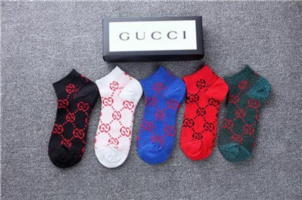 

спортивная мужская высокая мода роскошь письмо носки полотенце монохромные носки бренд дизайнеры скейтборд баскетбол бег трусцой комфортно, Black