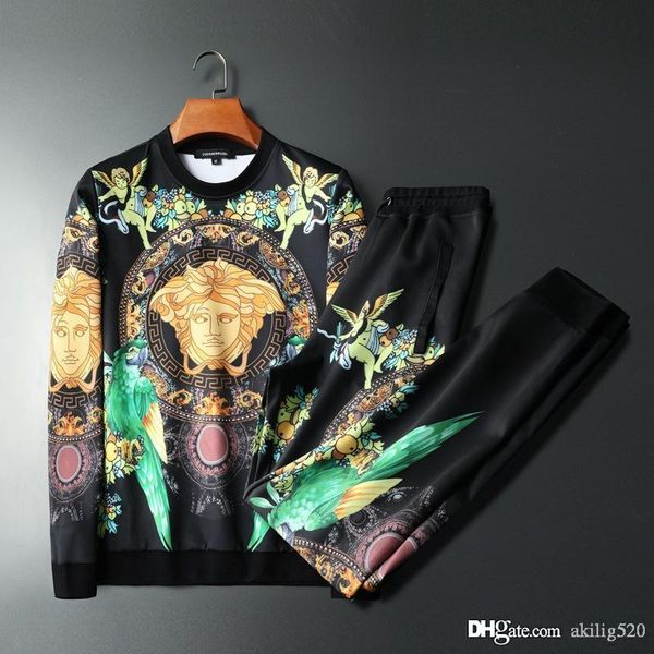 

men's suit 2019 autumn new european and american men's tide brand casual medusa printed round neck sweater sweater pants tide size, Gray