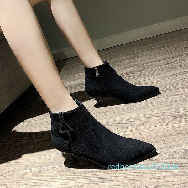 

with shoe woman 2019 with boots woman short boots winter increase down low r06, Black