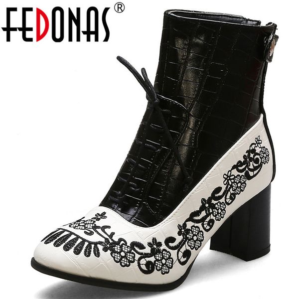 

fedonas 2020 popular patckwork pu leather short boots women big size ankle boots zipper high heels basic night club shoes woman, Black