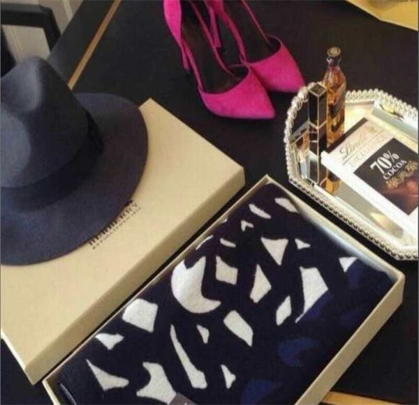 

2020 new brand high-end fashion designer four seasons scarf luxury shawl scarf long neck travel beach scarf trend 34ww, Blue;gray