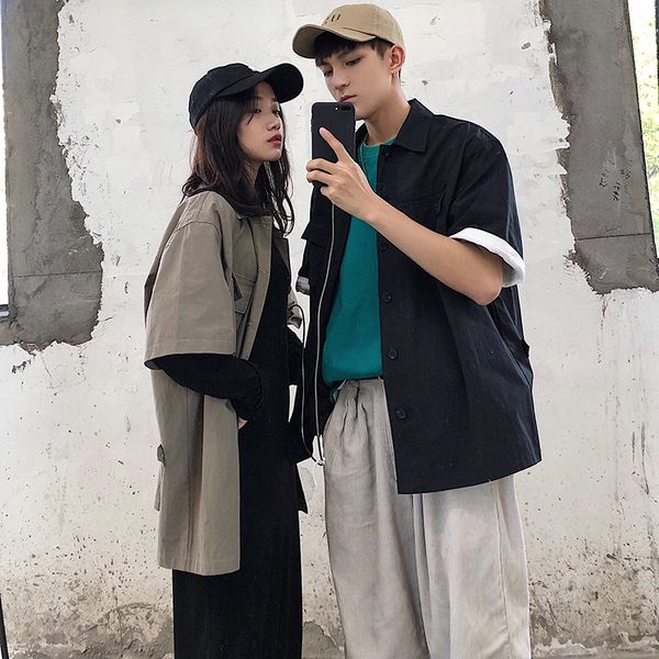 

2019 new couple bf loose short sleeve tooling hawaiian shirt summer neutral style american retro camisas fashion, White;black