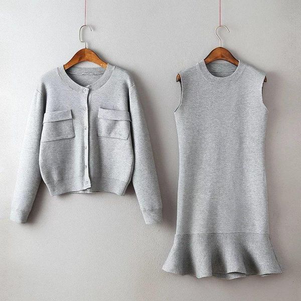 

бесплатная доставка случайные женские костюмы корейский тонкий волос кролика свитер o-образным вырезом с длинными рукавами трикотажные мини, White