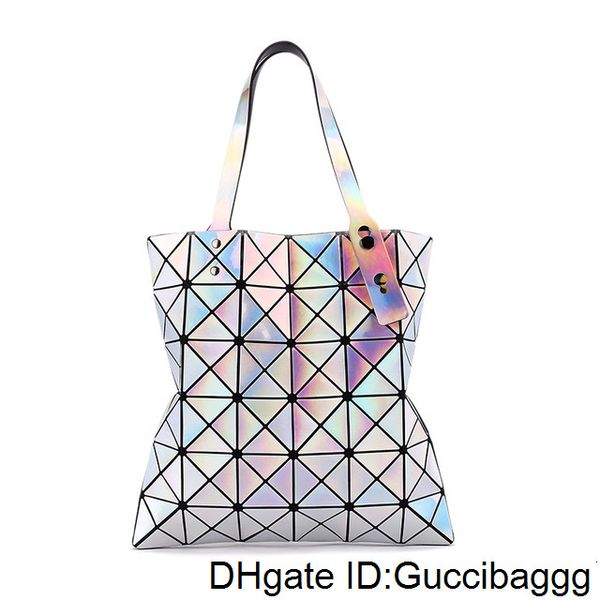 

2020 2018 нове геомеѬиекие ђмки леди ђмока одного плеа меок ода ђмка лед