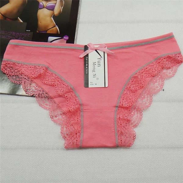 

2020 new cotton lace lace low waist ladies briefs ladies underwear breathable ladies briefs, Black;pink