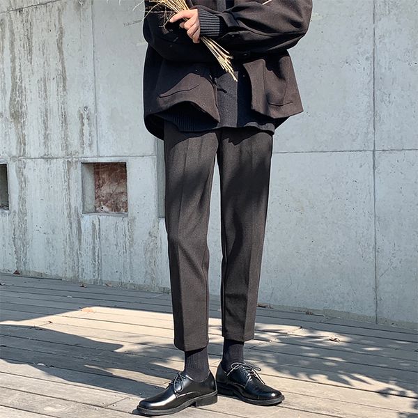 

2019 autumn and winter new woolen men's korean version of the loose wild trend of solid color straight trousers black / beige, White;black