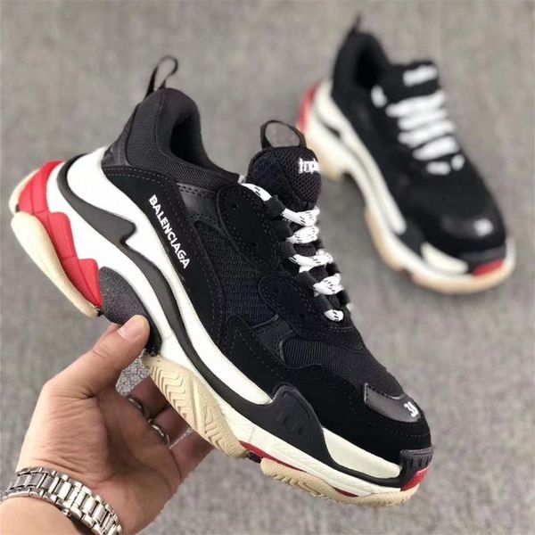 

paris 17fw triple-s walking shoes luxury dad shoes 01 chaussures femme triple s 17fw for men women sneakers, Black