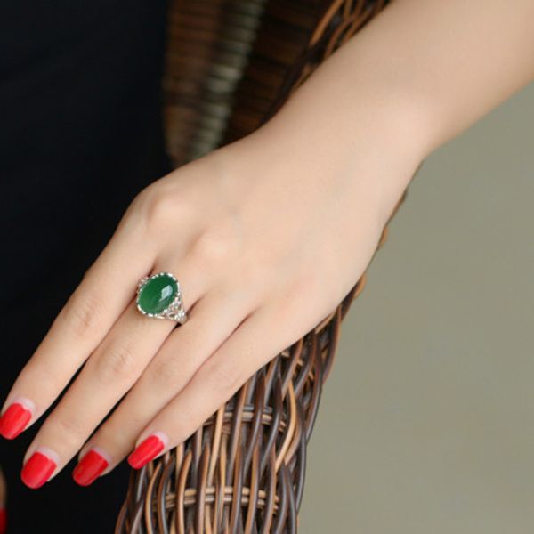 

Karachi green agate crystal ring grandmother emerald retro inlaid chalcedony index finger opening adjustable ring