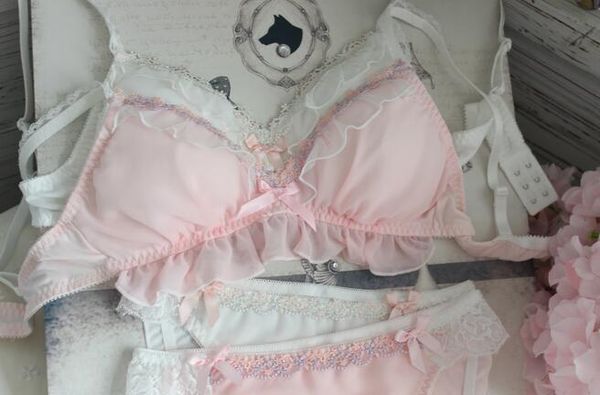 

2018 new arrival 100% real ps lolita cute kawaii princess padded wireless wire seamless bra panties set rb282, Red;black