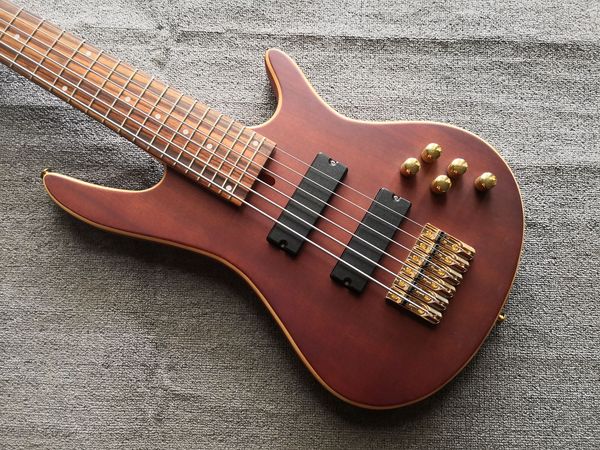 Benutzerdefinierte 6-saitige E-Bass-Gitarre mit braunem, rotem, mattem Korpus, aktiven Tonabnehmern und goldfarbener Hardware