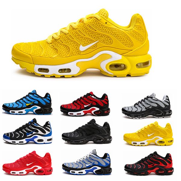 

tn plus geometric active fuchsia black mens women running shoes grid print lemon lime bumblebee game royal trainers sports sneakers