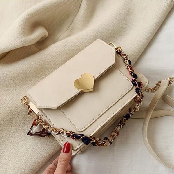 

2020 new shoulder messenger bag fashion women bags white pu women bags studded messenger bag chain handbag