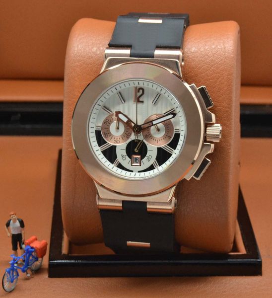

outdoor man wristwatches 42mm quartz chronograph mens watches gold pink bezel round dial with black rubber band with stainless steel links, Slivery;brown