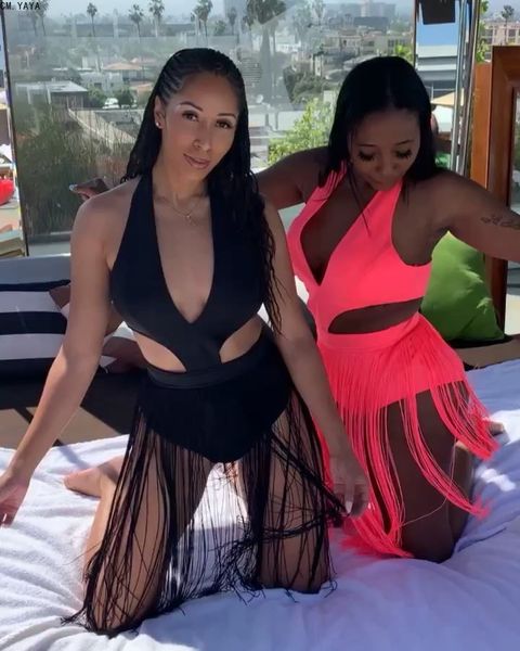 

cm.yaya 2019 new women summer v-neck sleeveless halter tassel hollow out bodysuit beach style overalls romper cml5060, Black;white