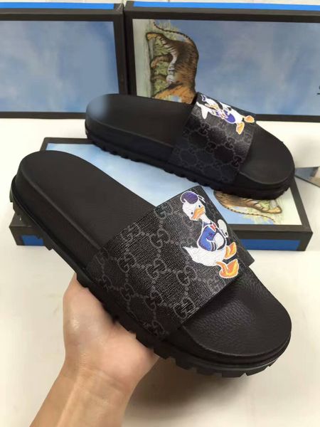 

2019 rubber slide sandal slippers stripe fashion brand designer men classic ladies summer flip flops, Black