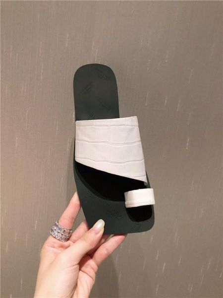 

flat shoes female rubber flip flops woman's slippers slides fashion low soft hawaiian 2020 summer fabric rome pu hoof, Black