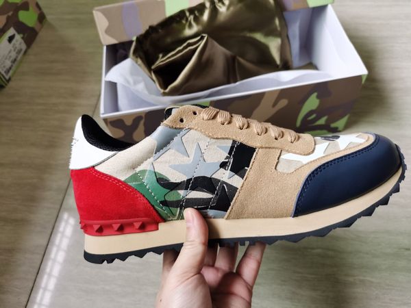 

мода кожа замша шпильки rockrunner камуфляж кроссовки обувь мужчины женщины квартиры дизайнер заклепки rockrunner тренеры повседневная обувь, Black