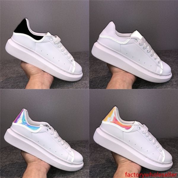 

3m reflective leather mens designer shoes womens mens flat casual party platform wedding shoes golden white balck velvet sports sneakers
