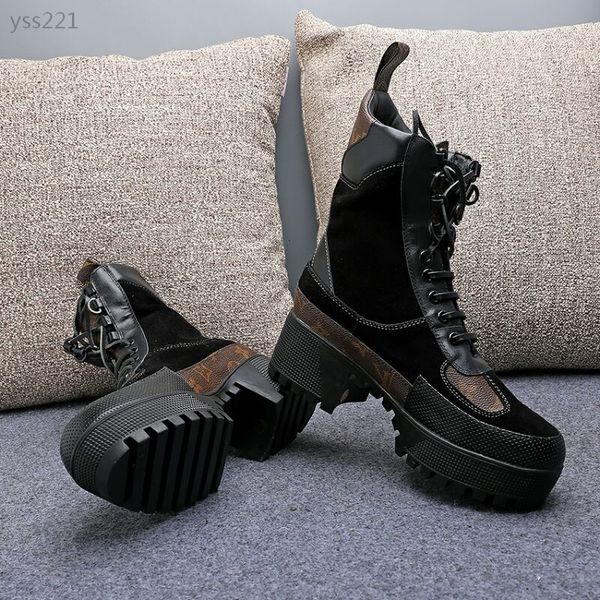 

2019 europe and america martin boots thick bottom leisure heel genuine women's boots high heel women's lace-up short boots single, Black