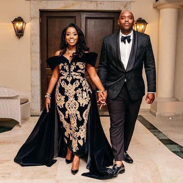 

2020 black velvet off the shoulder evening dresses with gold appliques empire prom dress with detachable train celebrity gowns, Black;red