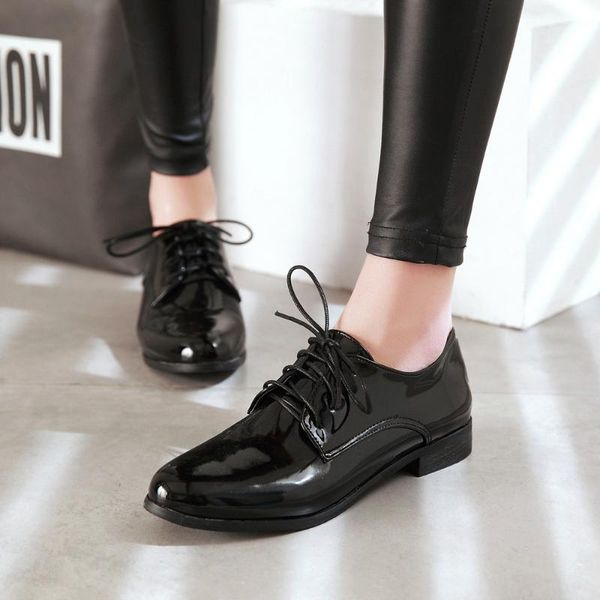 

for spring, the new low-heel, round-head casual oxford shoes are college flats, plus size 50, Black