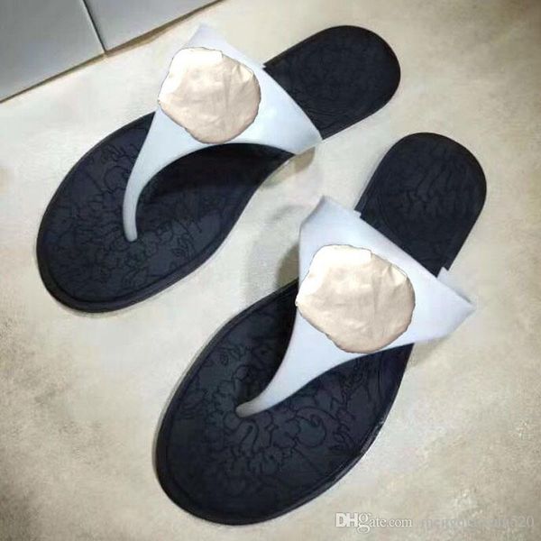 

flip flops 2019 summer new products genuine leather flip-flops for men and women designer luxury slippers beach l outdoor slipper, Black