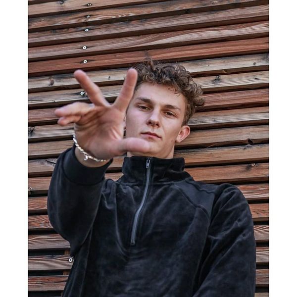 

18fw box logo x crocodile velour velvet sweatshirt men women embroidery outfit fashion casual street outwear solid hoodies hfttjk055, Black