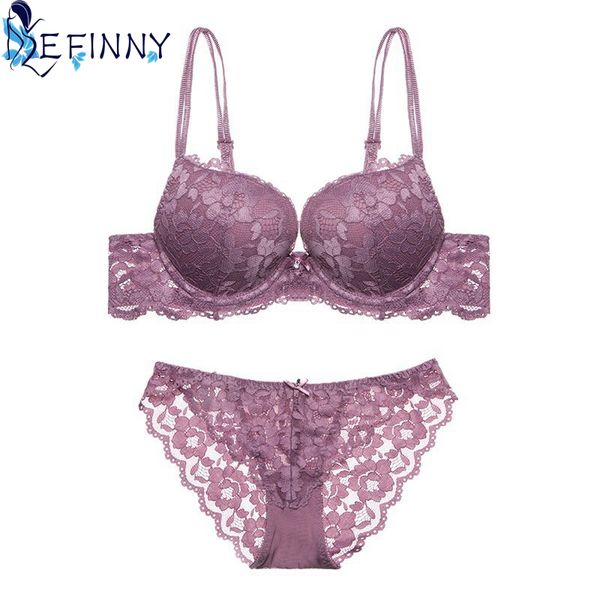 

2018 plus size transparent women underwearset new lace bra set push up seamless embroidery bralette erotic lingerie, Red;black