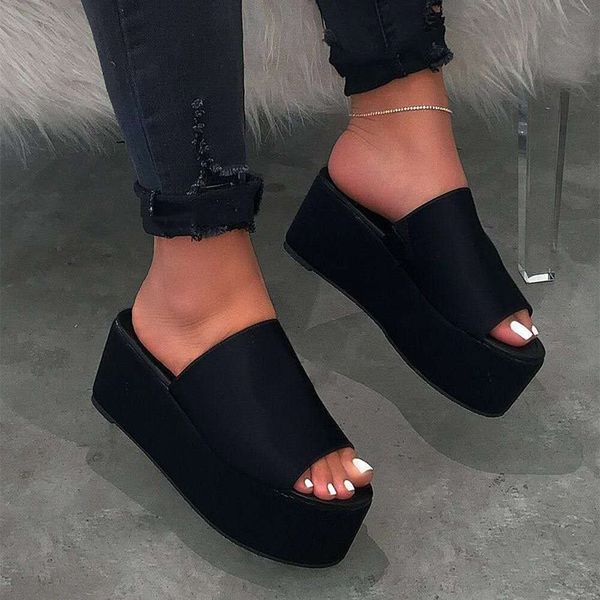 

outdoor beach flip flops ladies leopard summer new 2020 women platform waterproof durable sandals female slippers plus size, Black