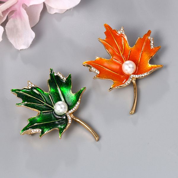 

baiduqiandu brand new прибытие зеленый или оранжевый эмалированные maple leaf брошь pins, Gray